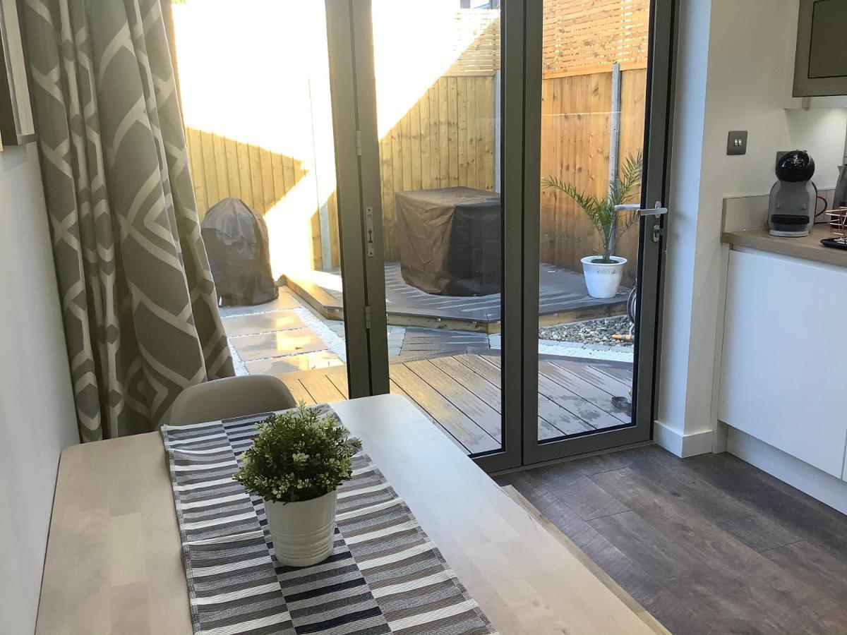 Carolyn'S Place Ruislip Bagian luar foto