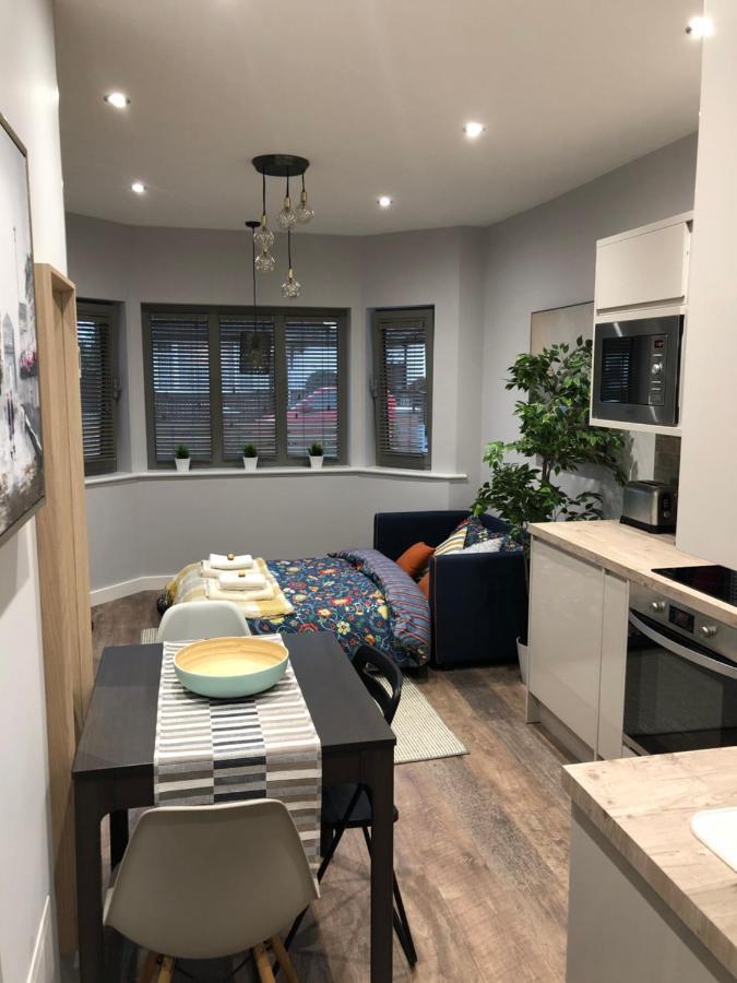 Carolyn'S Place Ruislip Bagian luar foto